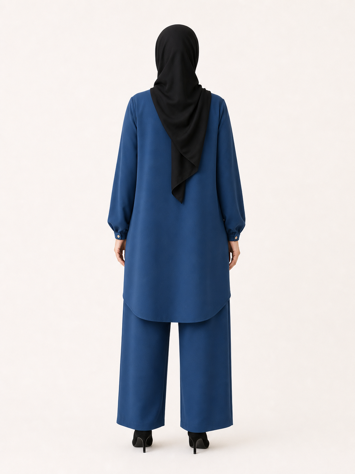 ZOALIN-GALLERY-UNIFIED-1200X1600-20260711-P10-06 | Everyday Button-Detail Tunic & Pants Set | Blue back view
